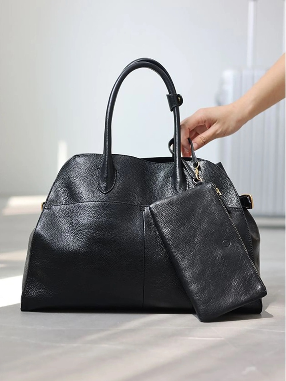 Atorie JAZZ Q Cowhide Tote black brand new nvr worn in original box/packaging!